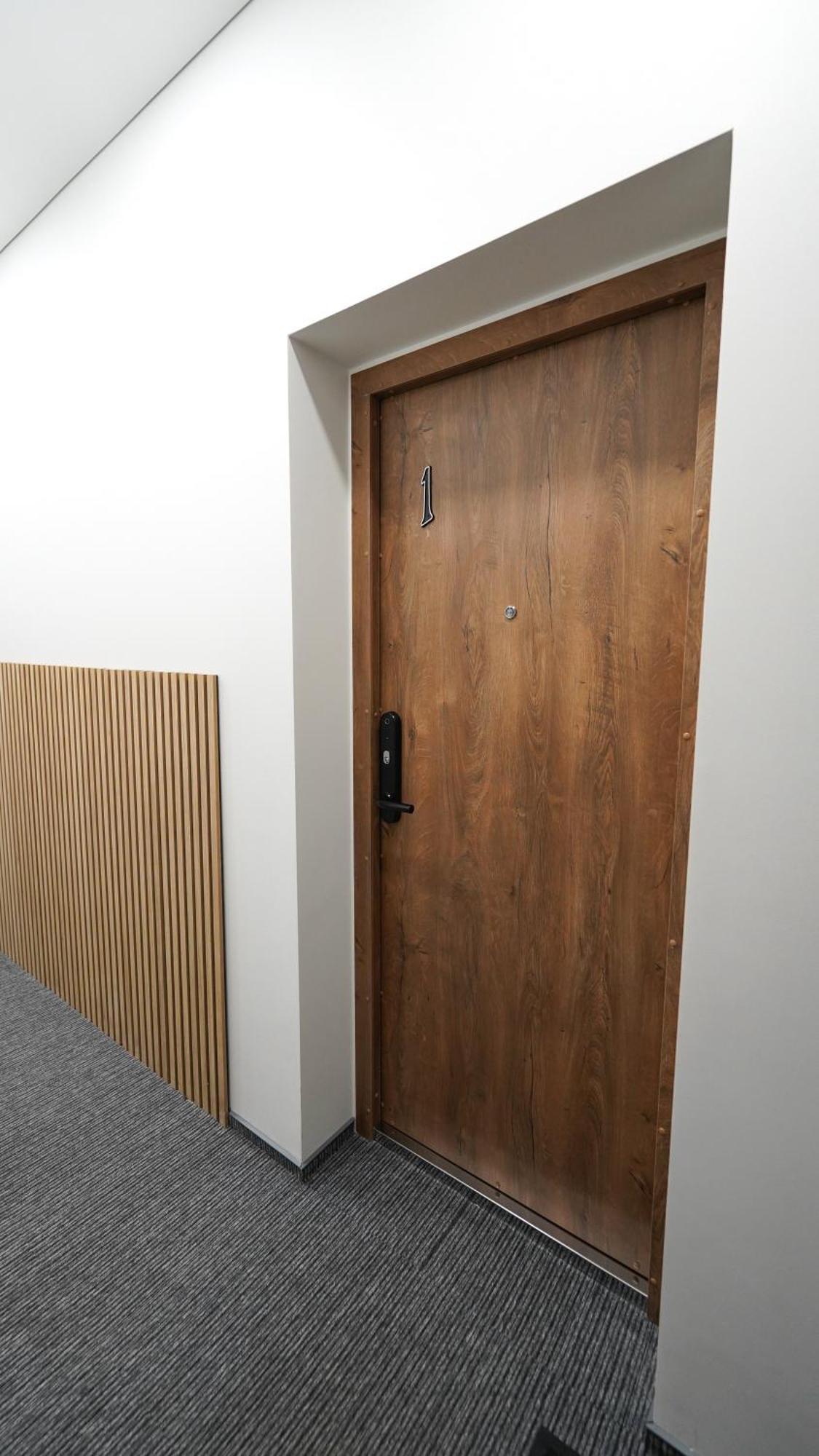 Amber Light Self-Check-In Apartments Kaunas Room photo